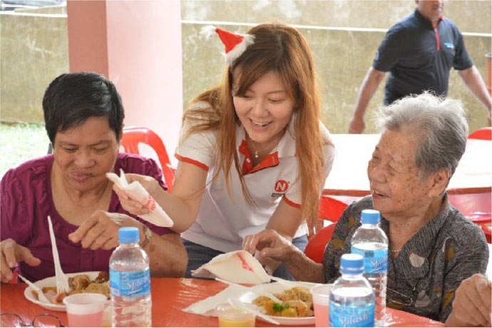 The-Gift-of-Love_Christmas-2015_Community-Engagement_01
